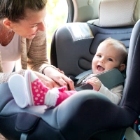 Cadeiras auto e acessórios de viagem para bebés Prénatal